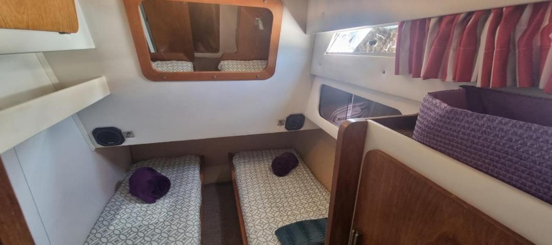 Beautiful And Comfy Boat In With Boat Tour Option Barcellona